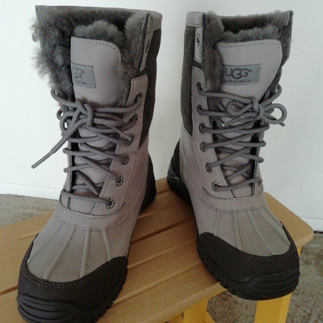 アグ　ブーツ　スノーブーツ　23センチ