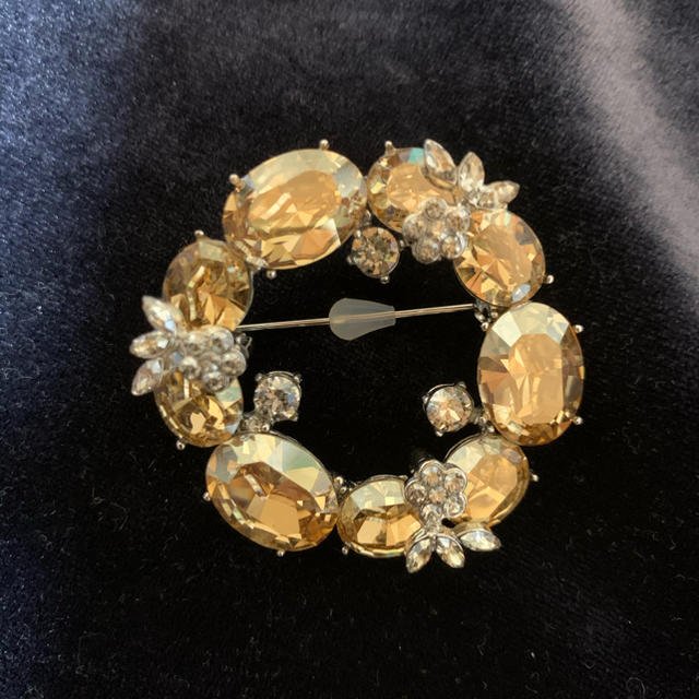 3日まで限定セール‼️【美品】フォクシー　ブローチ