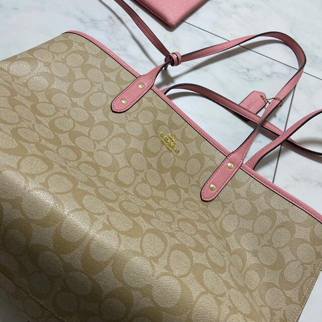 コーチ　リバーシブル