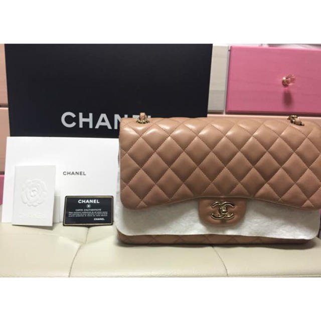 シャネル ピンクベージュマトラッセ 箱付き