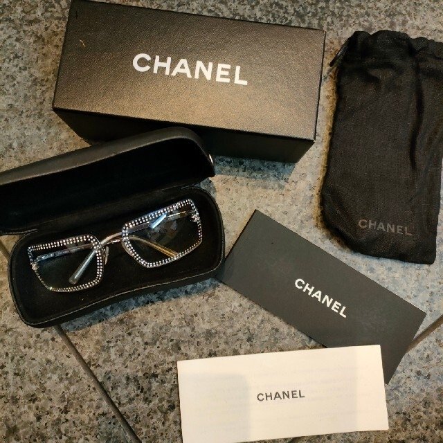 本物 CHANEL サングラス