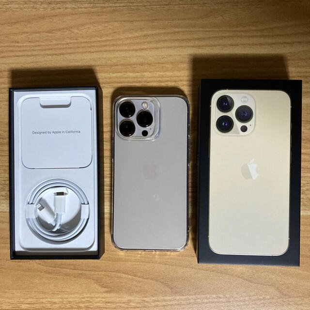 iPhone 13 Pro 256GB SIMフリー ゴールド フィルムケース付