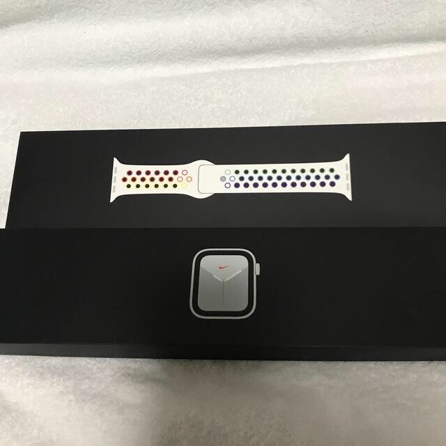 パタゴリラさんWatch SE 44mm GPSモデル NIKEスポーツバンド