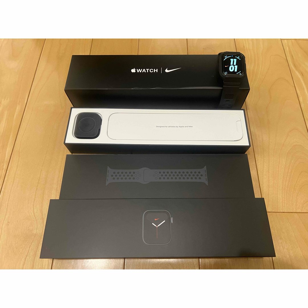未使用バンド付きAppleWatch NIKE series5 44㎜GPS