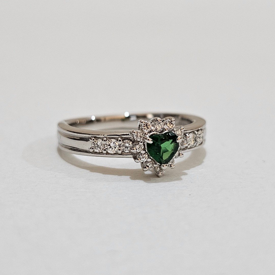 1786 ツァボライトダイヤリングPT900プラチナ13号0.27ct