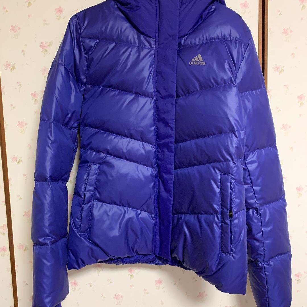 アディダスダウンジャケットレディース新品