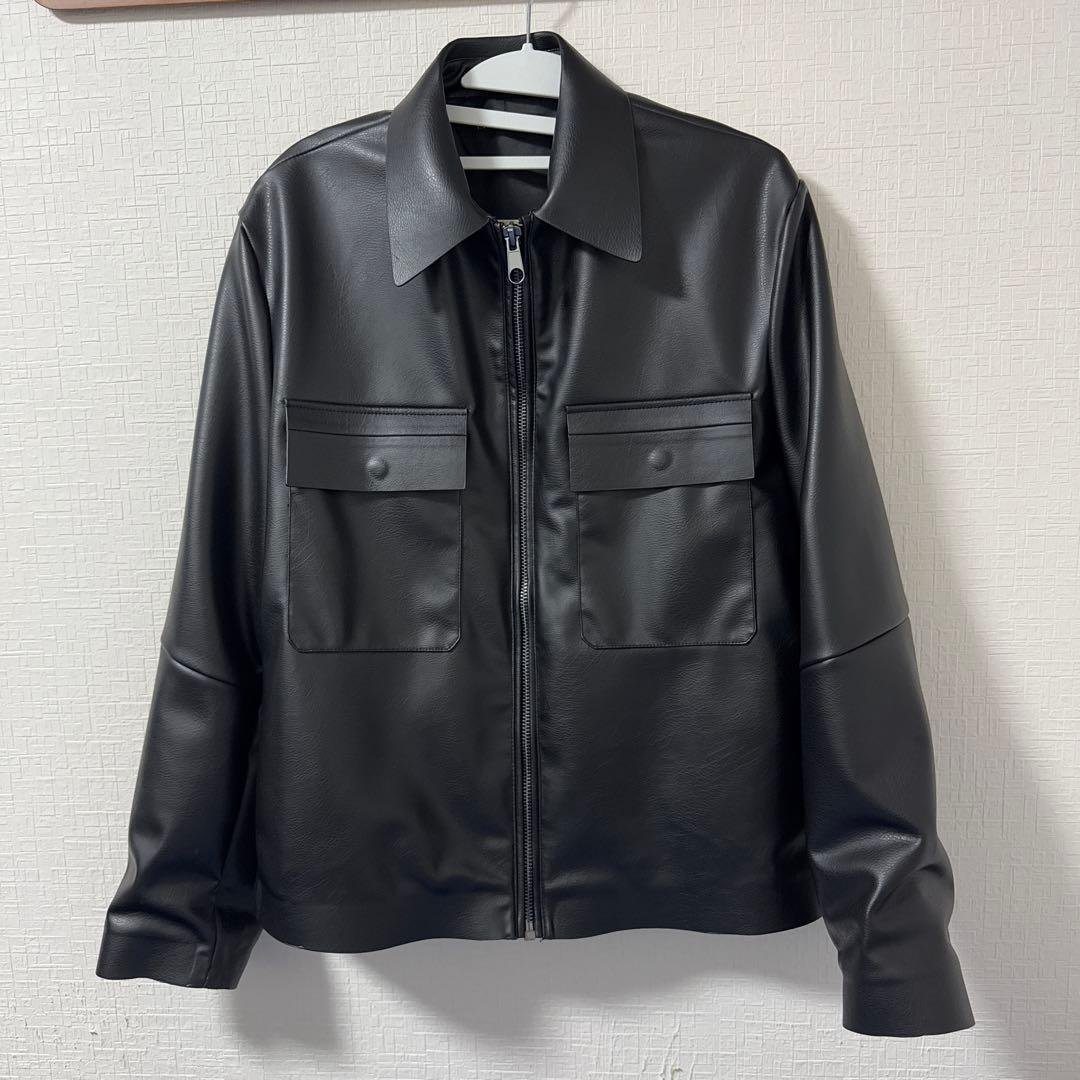 ブラックレザー風ジャケット